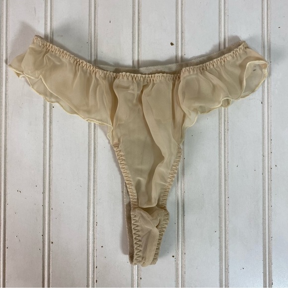 Victoria Secret Teddy M‎ Beige Thong Lingerie - Picture 10 of 14